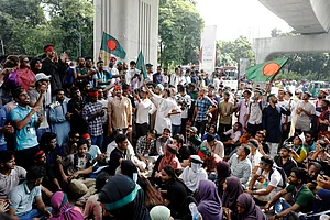 | Photo: AP : Protests in Bangladesh